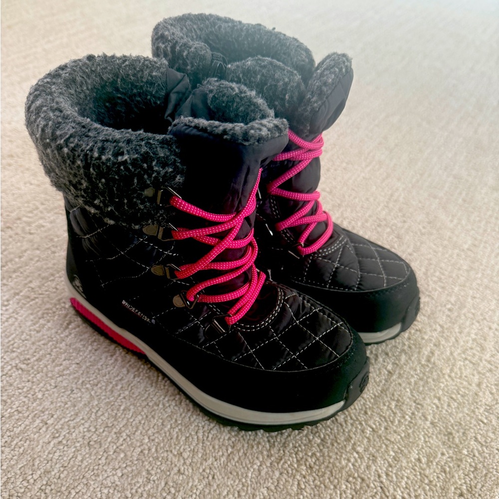 Kamik Girls Size 1 Snow Boots